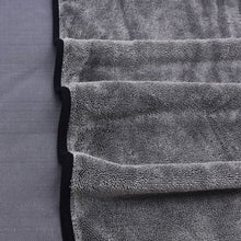 Load image into Gallery viewer, MadDetailer Premium Sucker Pro Twisted Microfiber Drying Towel 70x90cm