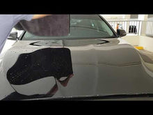 Load and play video in Gallery viewer, MadDetailer Premium Sucker Pro Twisted Microfiber Drying Towel 70x90cm